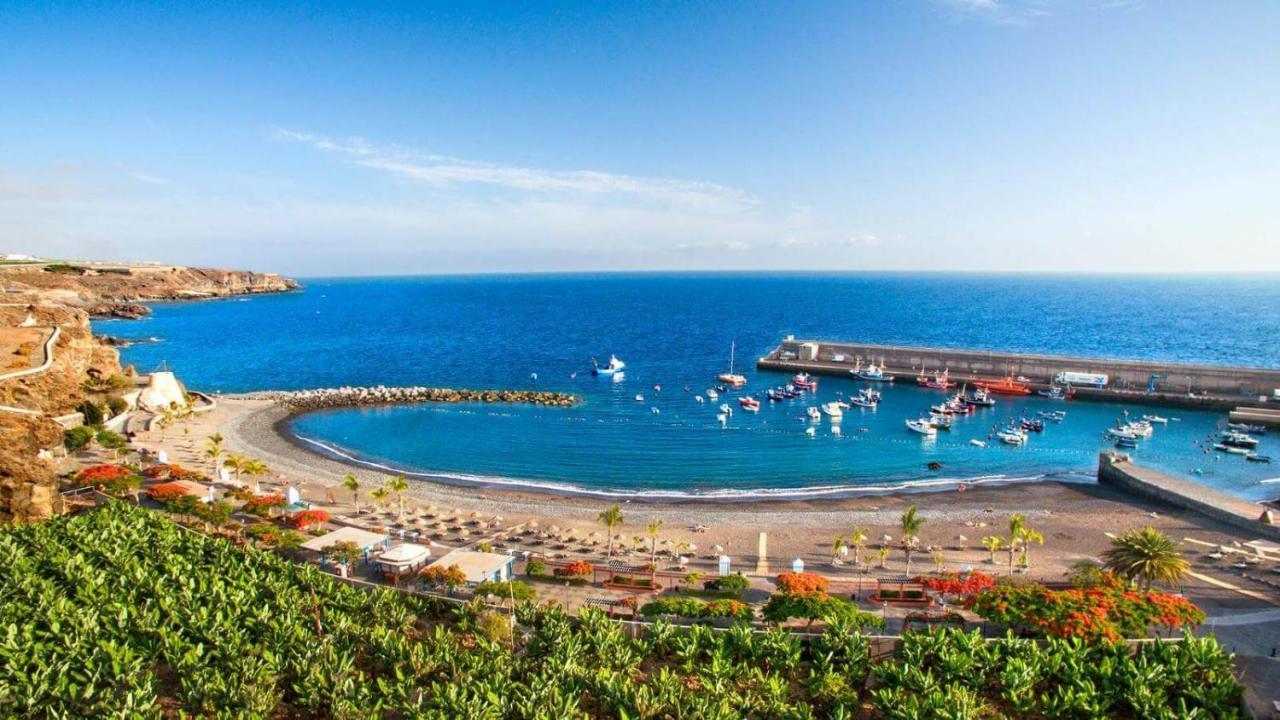 Beautiful Renovated Apartment With Air Conditioning Just Steps From The Sea In Playa San Juan Eksteriør billede