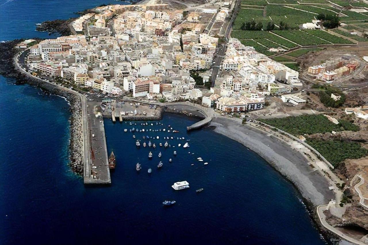 Beautiful Renovated Apartment With Air Conditioning Just Steps From The Sea In Playa San Juan Eksteriør billede